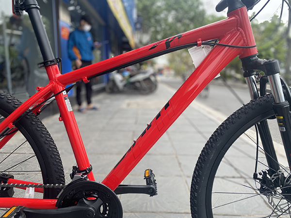 khung xe đạp địa hình thể thao Giant ATX 620 2022