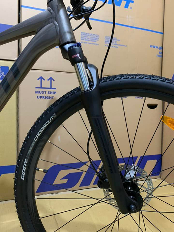 phuộc xe đạp địa hình thể thao Giant Roam 3 Disc 2022