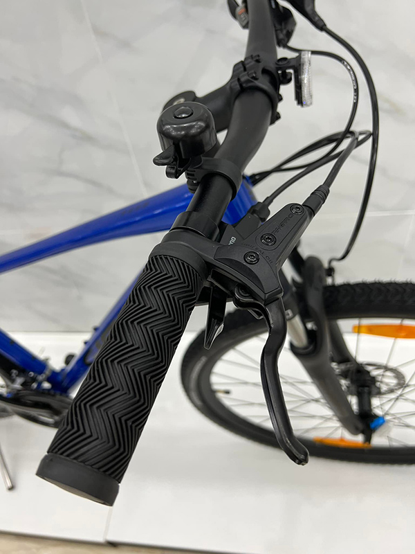 tay phanh xe đạp địa hình thể thao Giant Roam 4 Disc 2022