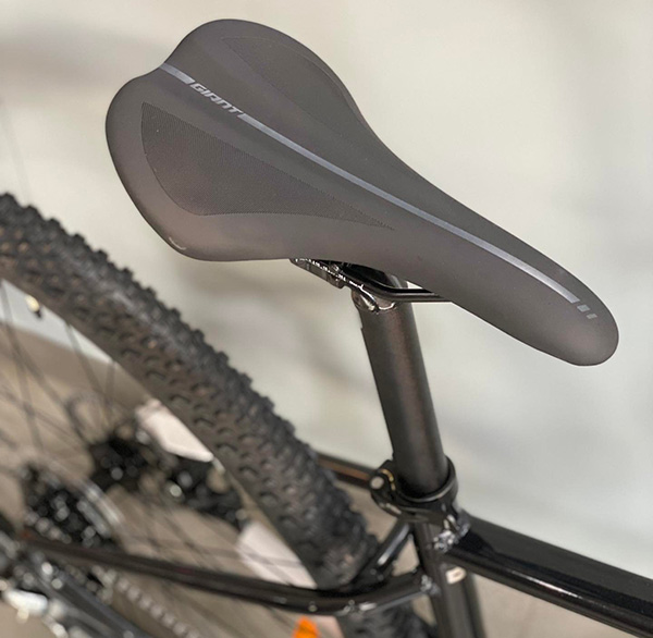 yên xe đạp địa hình thể thao Giant Talon 29 4 2022