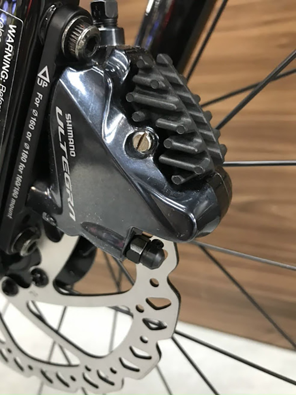 phanh đĩa dầu xe đạp đua Giant DEFY ADV 1 2022
