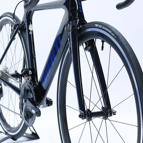 Bánh trước xe đạp đua Giant PROPEL ADVANCED 2 2021