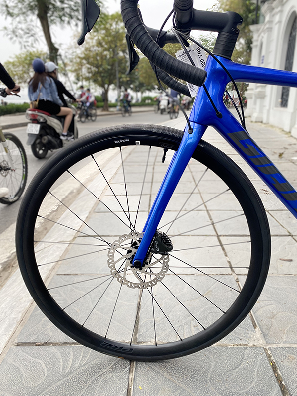 Càng trước xe đạp đua Giant TCR ADVANCED 3 DISC 2022