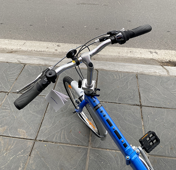 tay lái xe đạp gấp Giant FD-806 2022