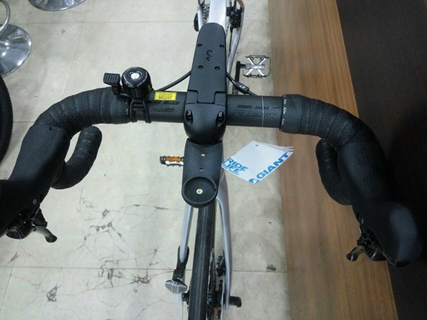 Ghi đông có sừng chắc chắn