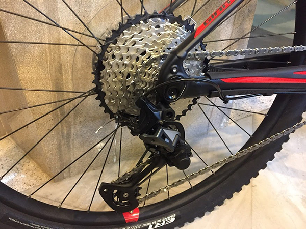 líp 12 tầng Shimano