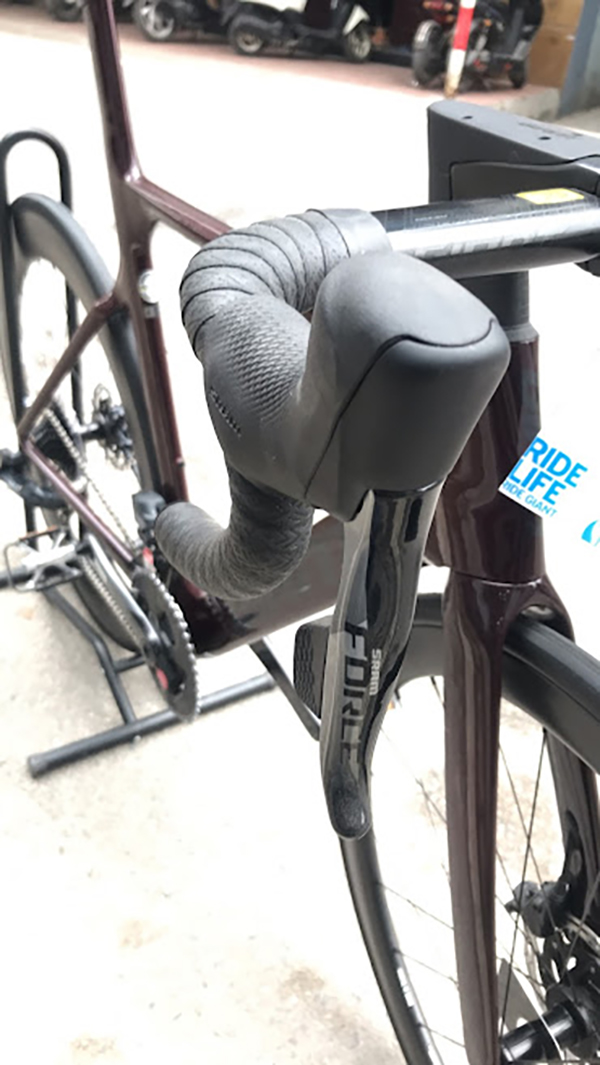 hệ thống phanh đĩa dầu SRAM Force
