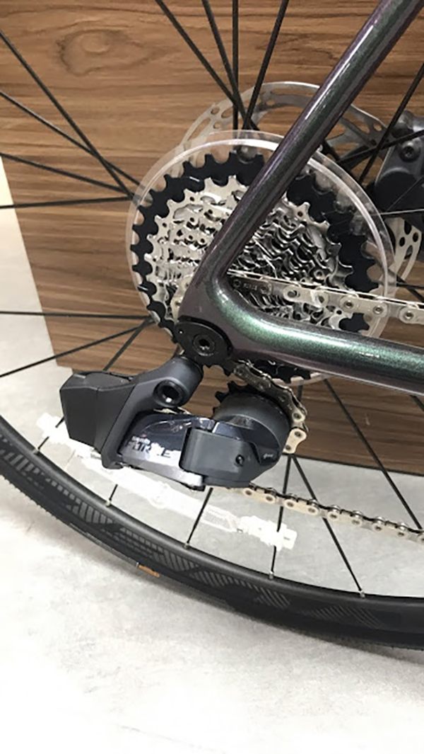 Đề sau Sram Etap AXS