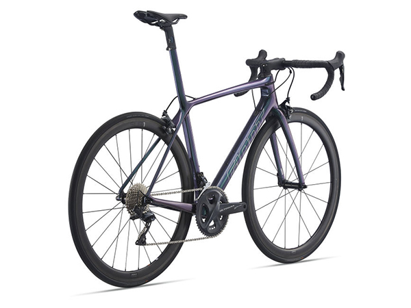 Phuộc đơ được làm từ chất liệu Carbon