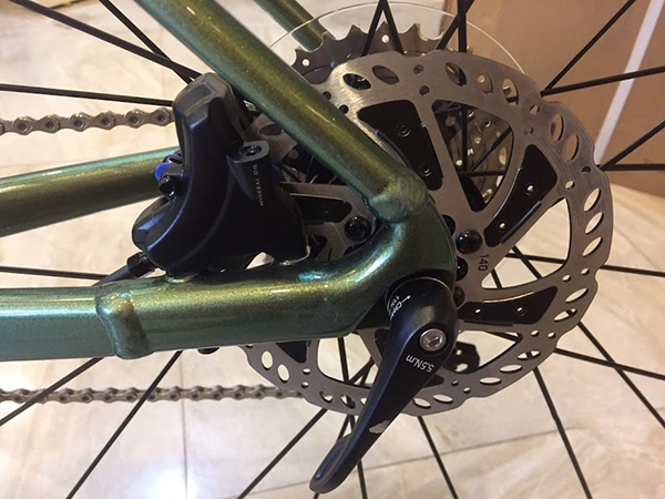 Bộ phanh đĩa dầu sau Shimano