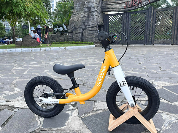 tay lái xe thăng bằng Gorobike City Plus 1