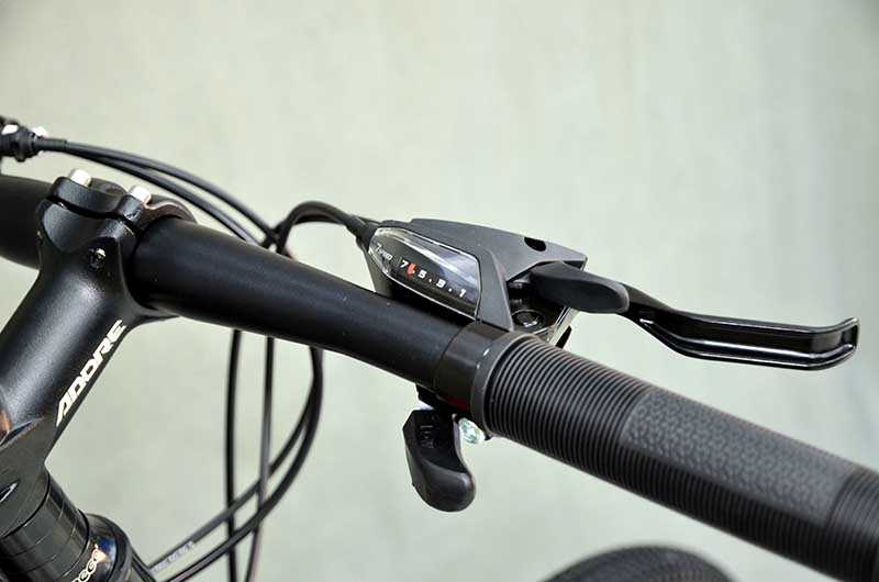 Chuyển đổi tốc độ linh hoạt với bộ đề SHIMANO