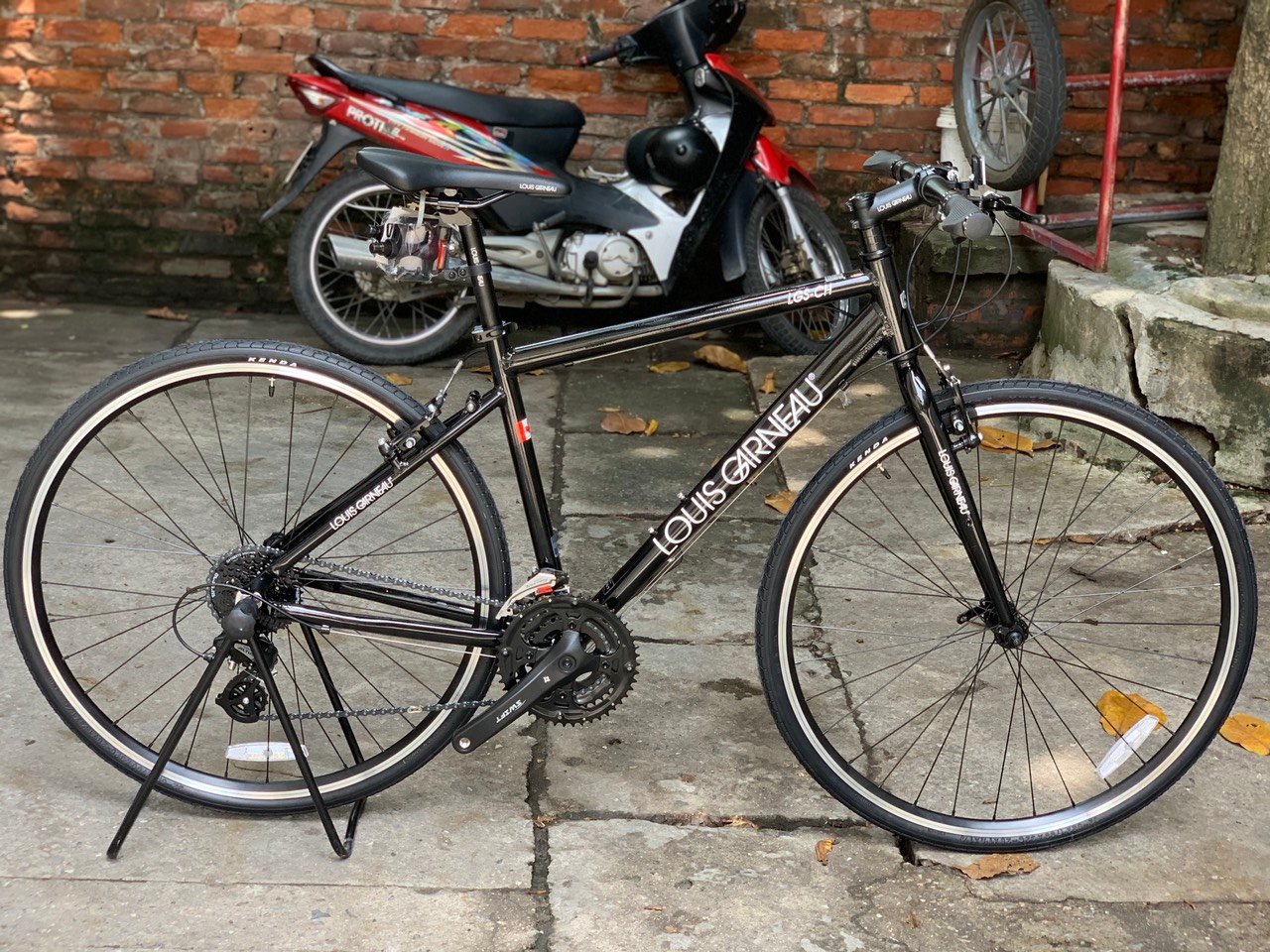 Xe đạp touring Đen Coffee