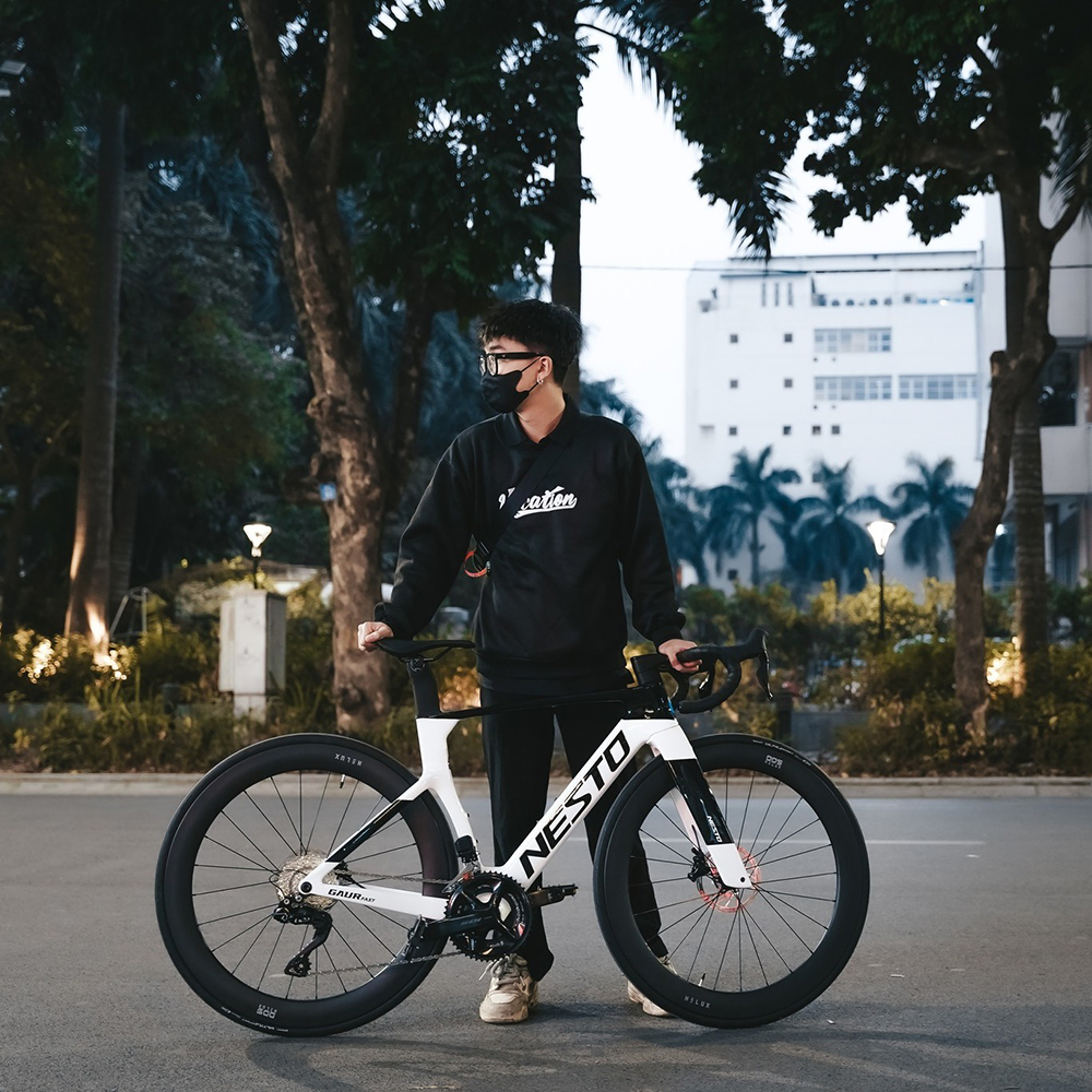 xe đạp đua NESTO GAUR FAST