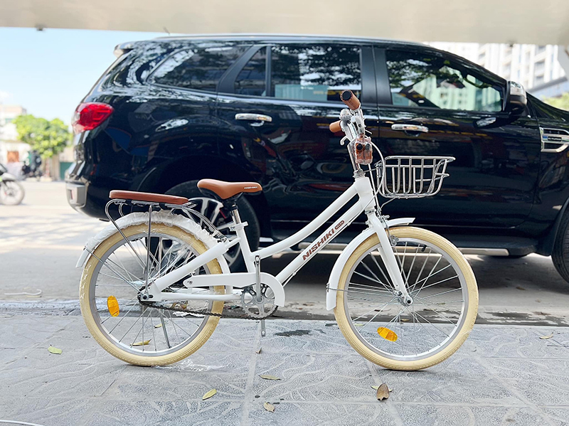 xe đạp trẻ em NISHIKI HELEN 20 trắng