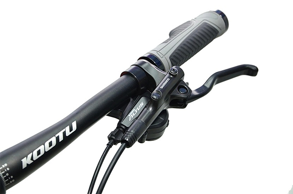 tay phanh xe đạp địa hình thể thao SAVA KEY380