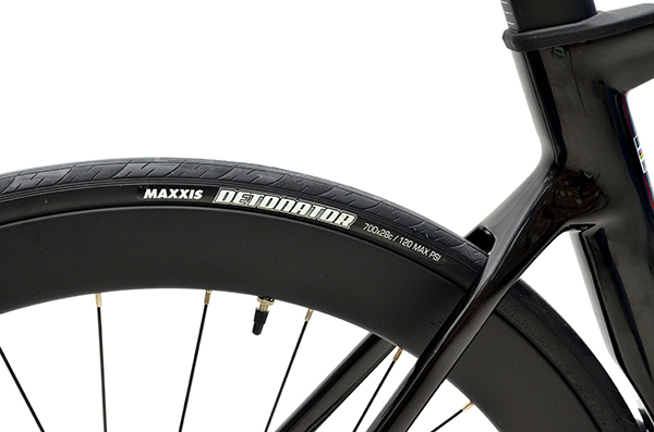 vành xe đạp đua SAVA G2