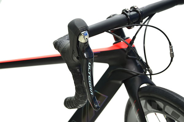 Di chuyển an toàn hơn với cặp phanh đĩa dầu SHIMANO