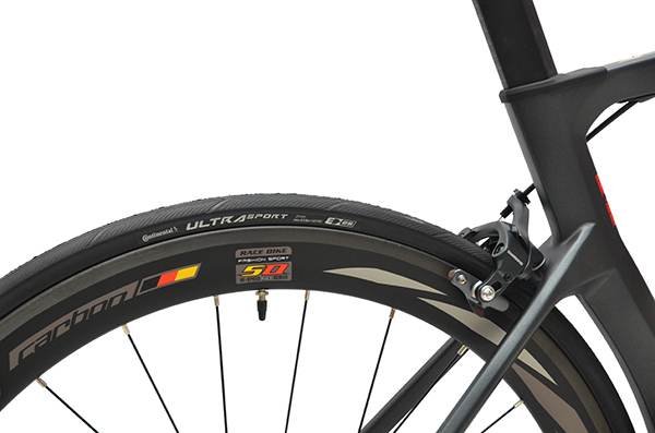 bánh xe đạp đua SAVA X3 PLUS