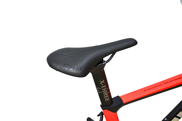 Yên xe Fizik bọc da cao cấp