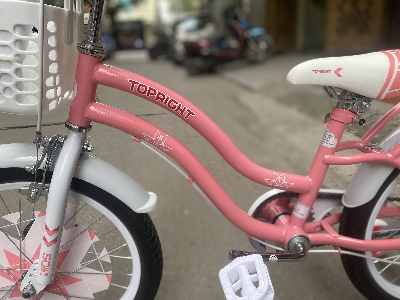 Khung hợp kim thép sơn 4 lớp