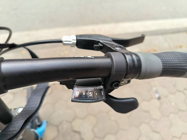 tay đề xe đạp gấp Trinx FlyBird 1.0