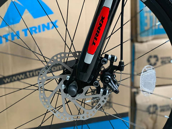 năng động giúp xe giảm tốc và dừng lại kịp thời