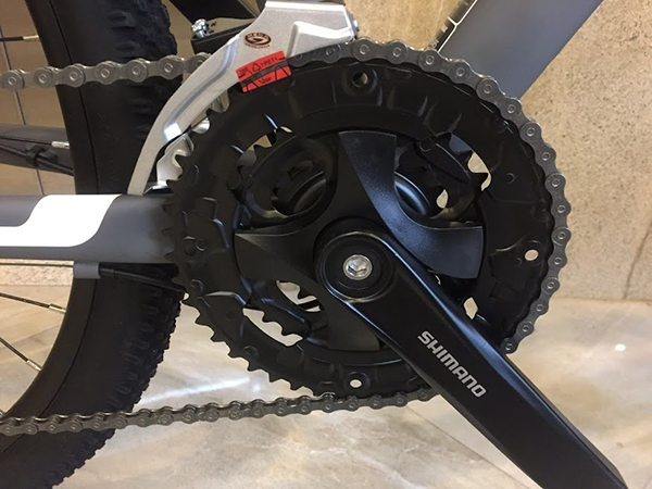 Bộ truyền động SHIMANO cho khả năng tăng tốc nhanh nhạy