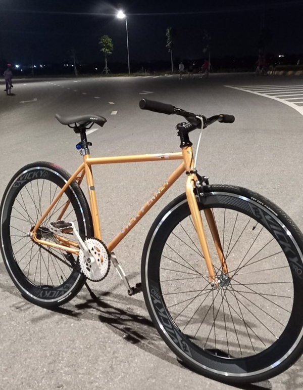 xe đạp Fixed Gear Vicky CRAZY trắng
