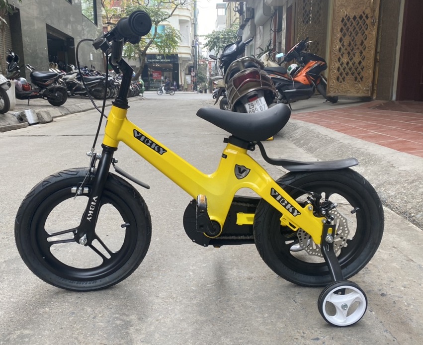 Vicky VK cỡ 14 mầu Vàng