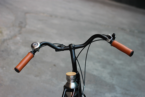 tay lái xe đạp nữ Vinabike Moka 2022