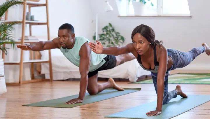 Làm gì để da thịt săn chắc hơn khi tập thể thao?