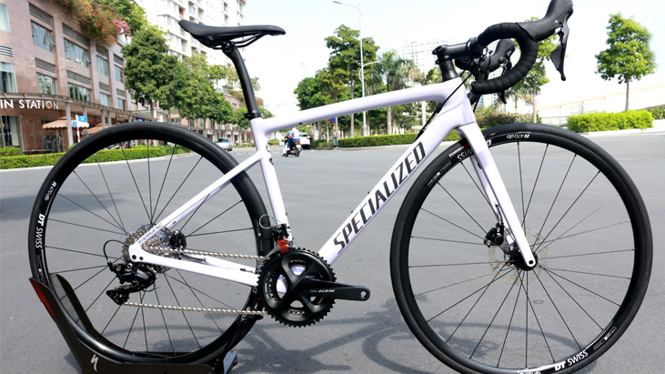 Xe đạp đua thể thao Specialized
