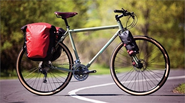 Xe đạp touring là gì
