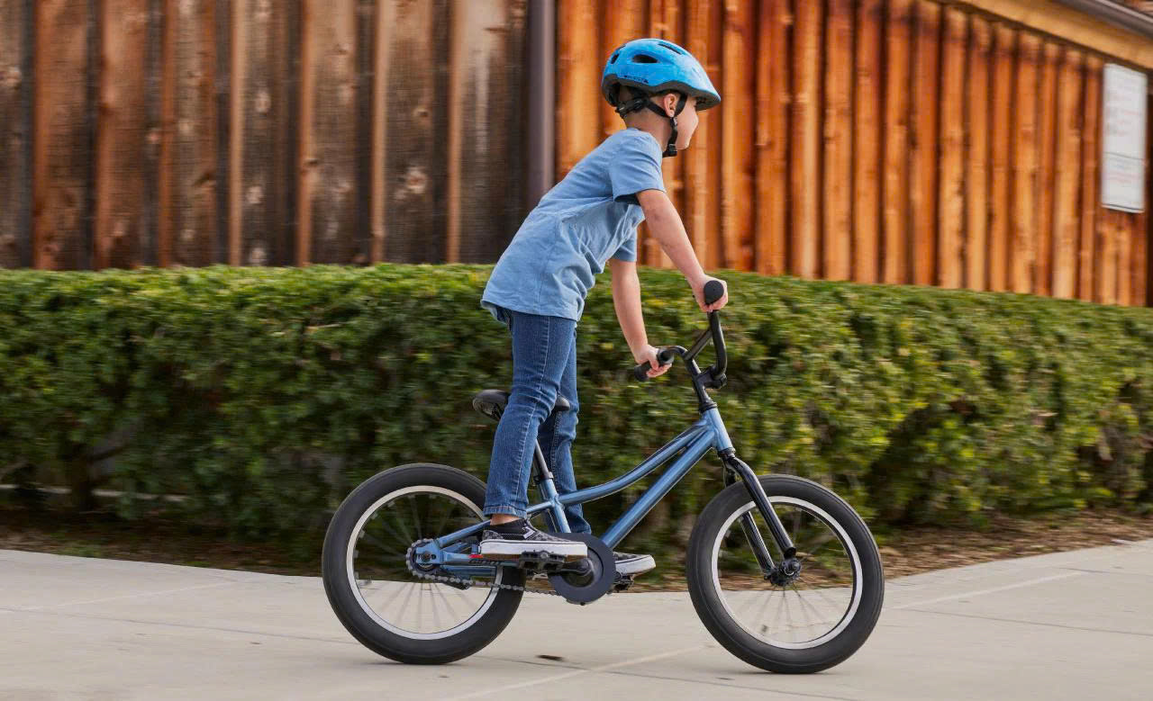 Lợi ích khi chọn mua xe đạp giá rẻ chất lượng cho trẻ 4–6 tuổi 