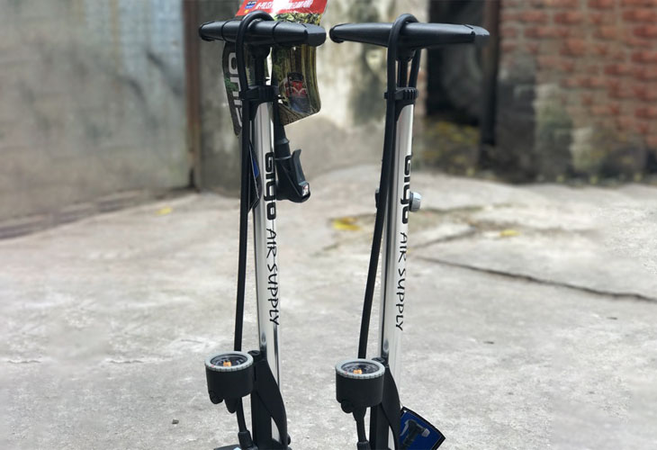 Bơm xe đạp Giyo